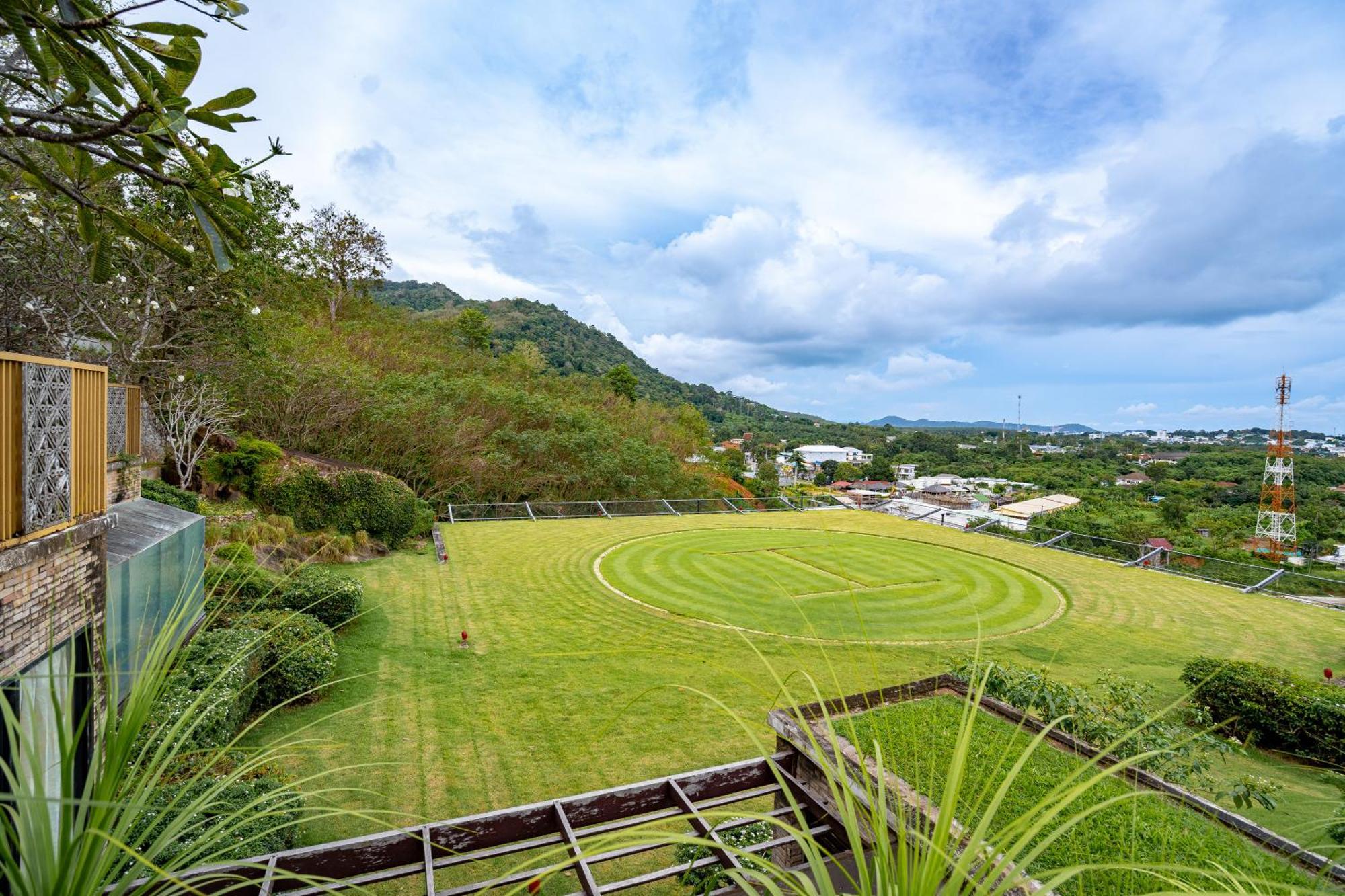 Royal Legacy Private Villa With Private Golf Course プーケット エクステリア 写真
