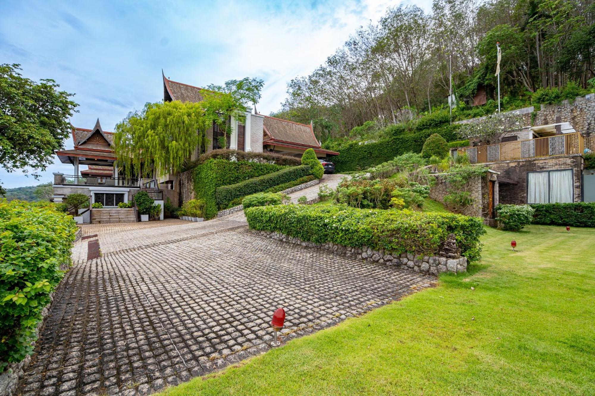 Royal Legacy Private Villa With Private Golf Course プーケット エクステリア 写真