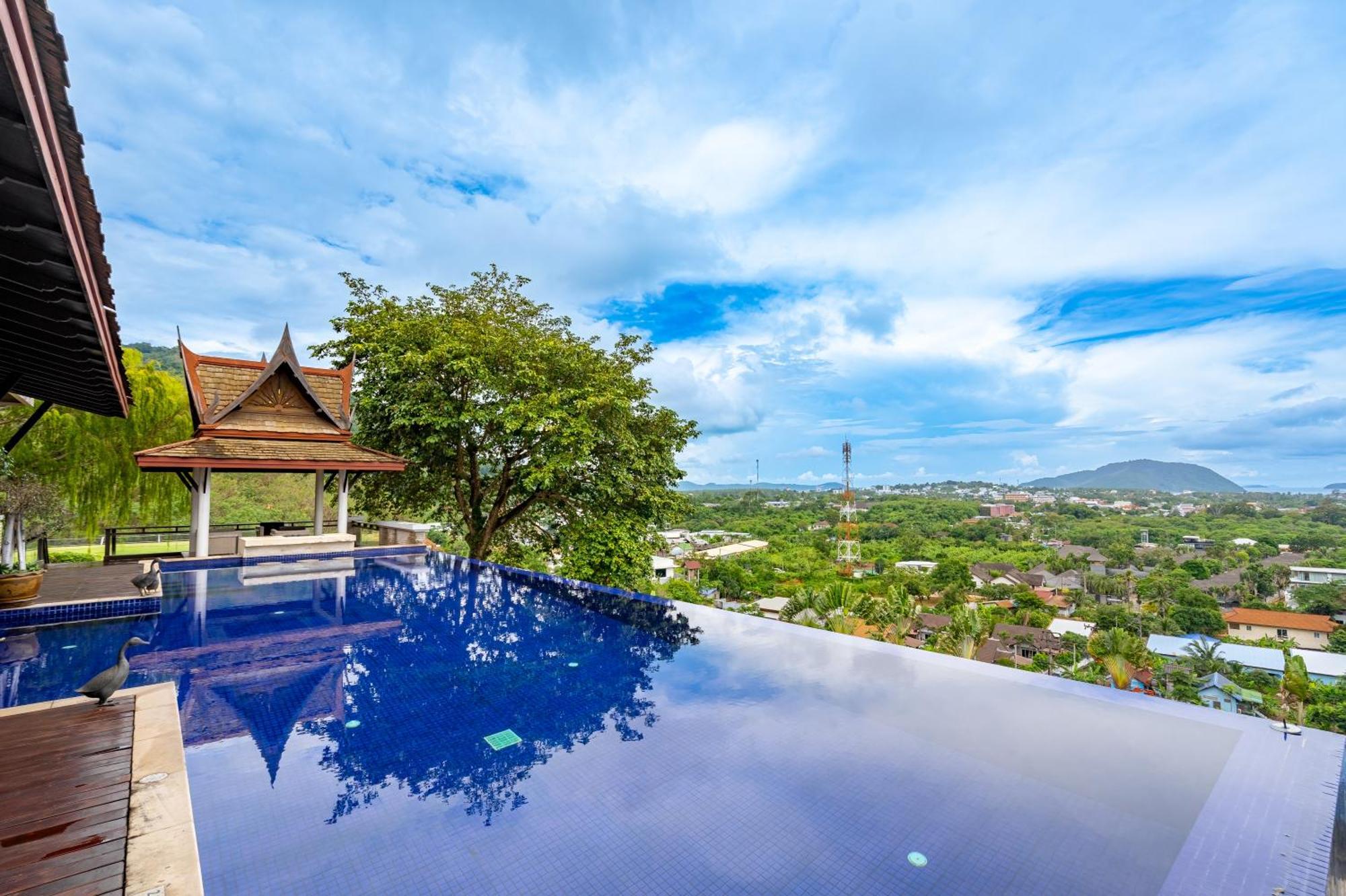 Royal Legacy Private Villa With Private Golf Course プーケット エクステリア 写真