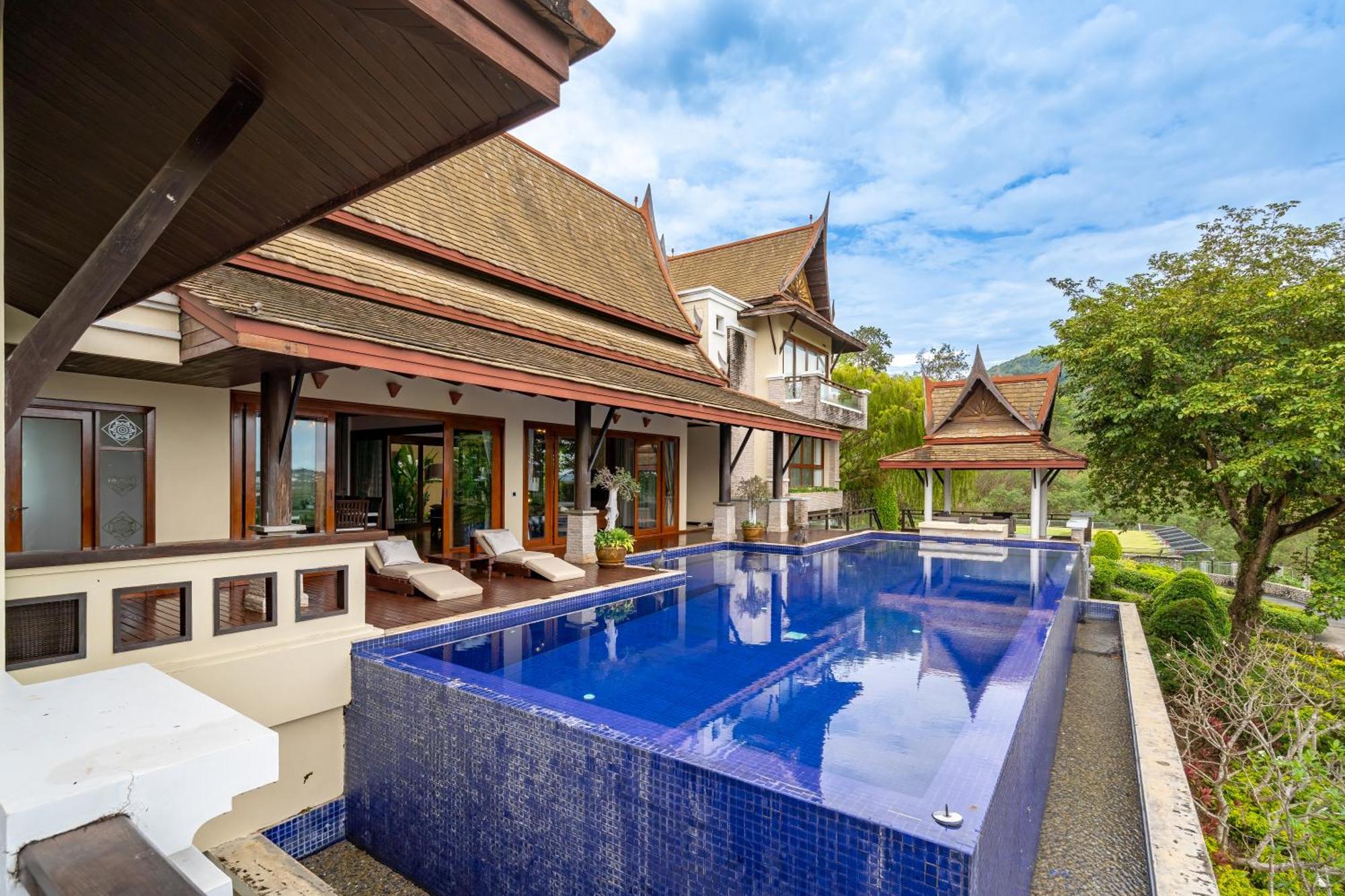 Royal Legacy Private Villa With Private Golf Course プーケット エクステリア 写真