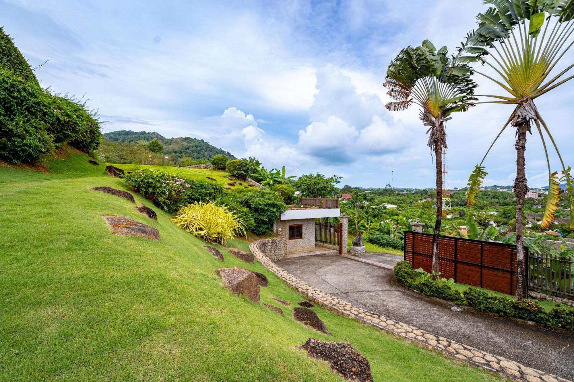 Royal Legacy Private Villa With Private Golf Course プーケット エクステリア 写真