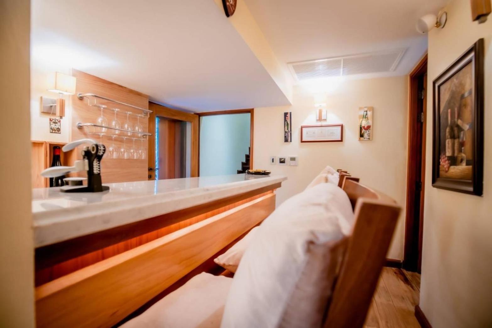 Royal Legacy Private Villa With Private Golf Course プーケット エクステリア 写真